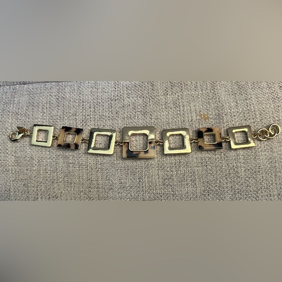 Dana Bachman chain bracelet in gold tone and animal print squares - Picture 6 of 6